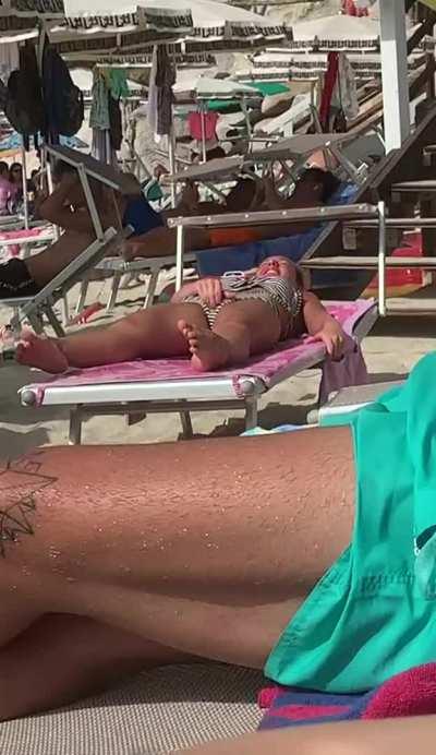 She's got an itch to scratch!