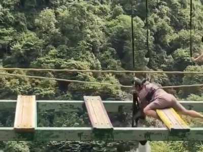 Remember those clips of suspension bridge obstacle course from China? Incidents happened recently...