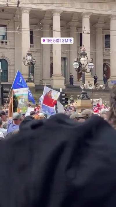 Australian Q loony's protesting to become the 