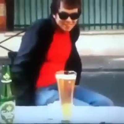 Putting Mentos in beer!