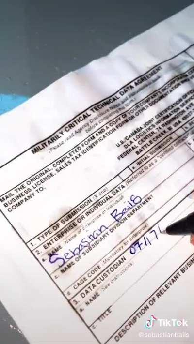 This guy is pretending to join the army for tiktok clout