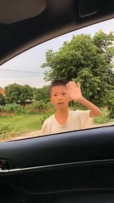 At least he have good manners