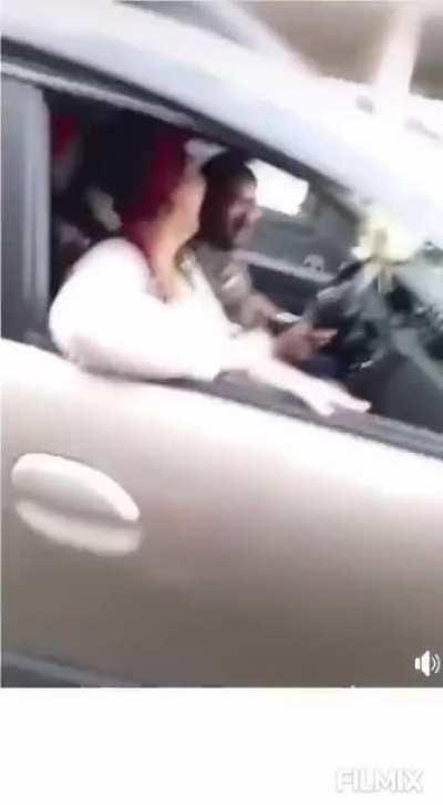 Bir daha dilenci görürsem parasını çalcam