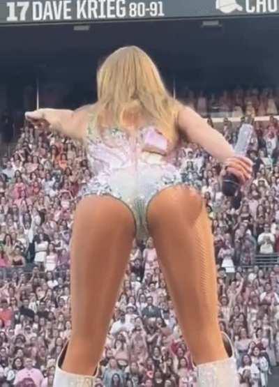 Brb, buying tickets to her next concert