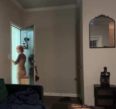 Giving the Pizza Hut driver, his second tip