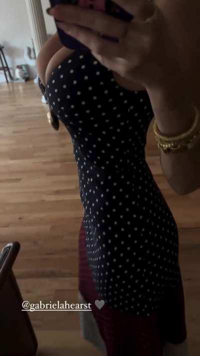 Dotted dress, video