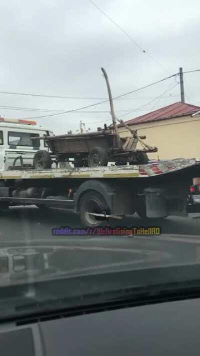 Moderator filmand o contraventie