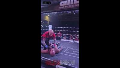 Opponent Gets Knocked Out With A Vicious Right Hand!
