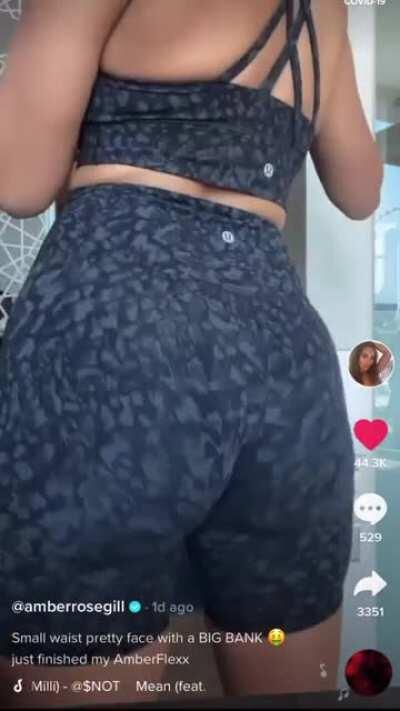 Holy fuck🤤🤤🤤