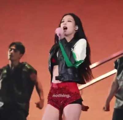 jennie - I love it how she seems to enjoy this current concert