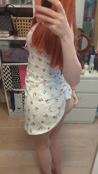 My dress is so easy access without panties