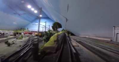 My cat would just destroy the trains😹