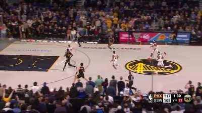 [Highlight] Steph steals it from Lee, passes it to Poole who makes the 3.