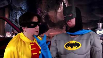 Vi o vídeo do Bat Leite e lembrei disso