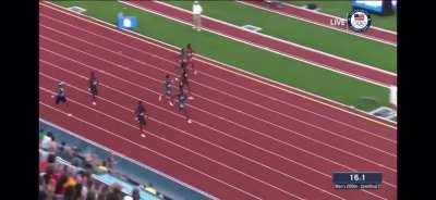 17 year old Erriyon Knighton chases down Noah Lyles to win the heat in 19.88, breaking Usain Bolt’s U18 record
