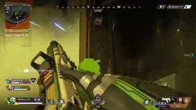 I was pursuing the goal of getting atleast 100 kills with each legend and it was caustic's turn! I didn't play him thaaaat much before but ive discovered that he's fun affff! Did that little clip on the way to 100 kills :3