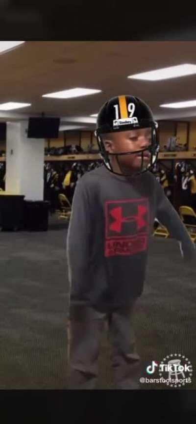 Mike Tomlin’s conversation with JuJu in the locker room