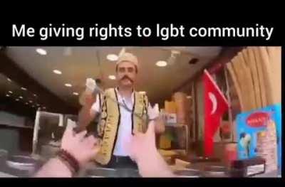 Can't touch this 👀🤣🤣🤨😛😛😱😱😱😱🌚