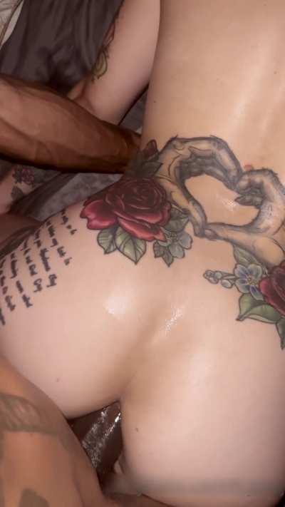 her backdoor is so tight 🥵