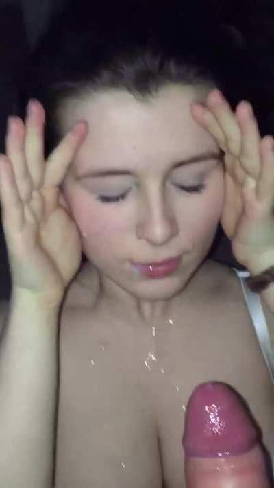 [discord]Feed me tits and cumshots while I stroke on cam