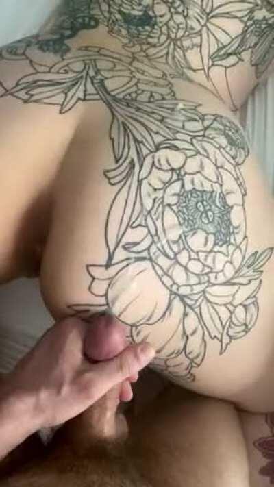 The jiggle was too much for my guy to handle 😏