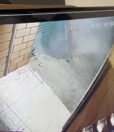 In Dagestan, the car suddenly fell into the ground, due to the failure of the soil. May 24, 2022.