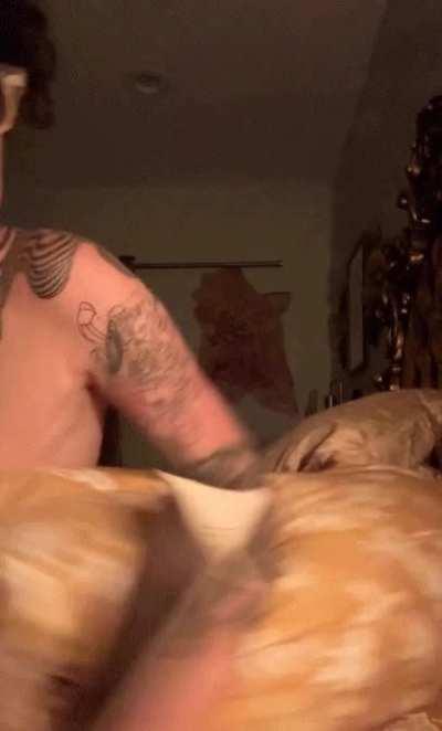 Arabelle’s Bed Boob 🛏️🍈🍈