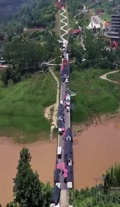 Houses built on a Bridge!