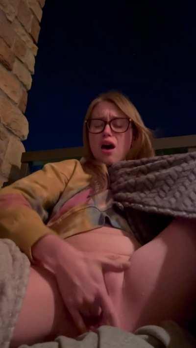 Chilly on the balcony but that didn’t stop me from playing a little 🤤