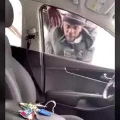 Simplesmente um gênio, aprendam com esse cara 👏