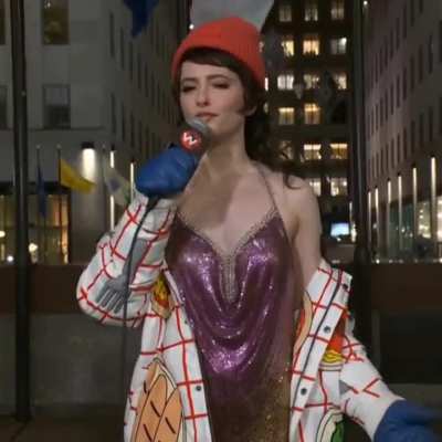 Stripping (sorta) Sarah Sherman on Weekend Update [S51E12]