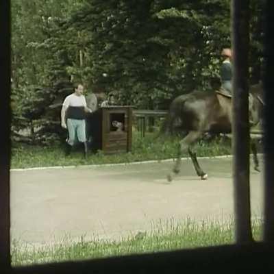 Malgorzata Ostrowska (blue top) and friends -- Rajski ptak (1988)