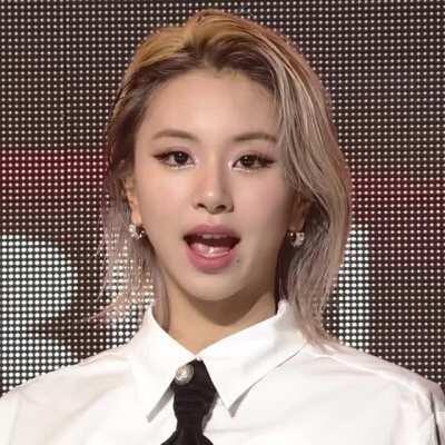 201212 - Chaeyoung looking spectacular