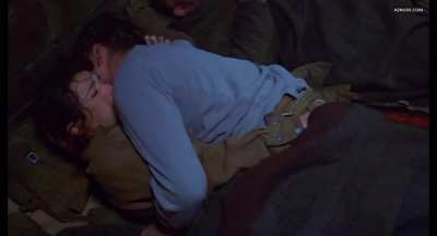 Rachel Weisz with Jude Law in Enemy at the Gates