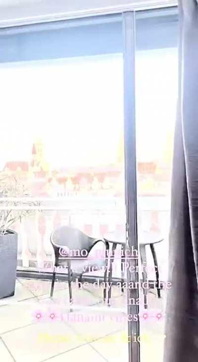 Nochmal bearbeitet. Palina ist definitiv nackt💦