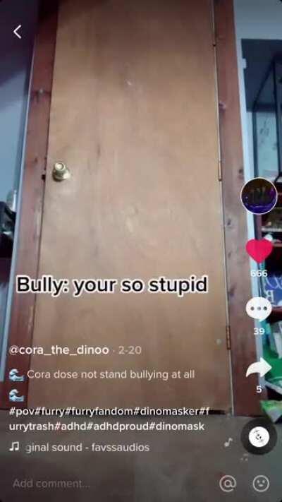 I stan with Cora 😤