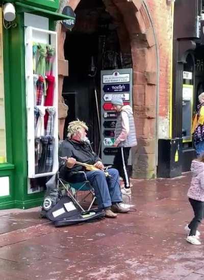 Nothing more pure than being happy as a little kid.