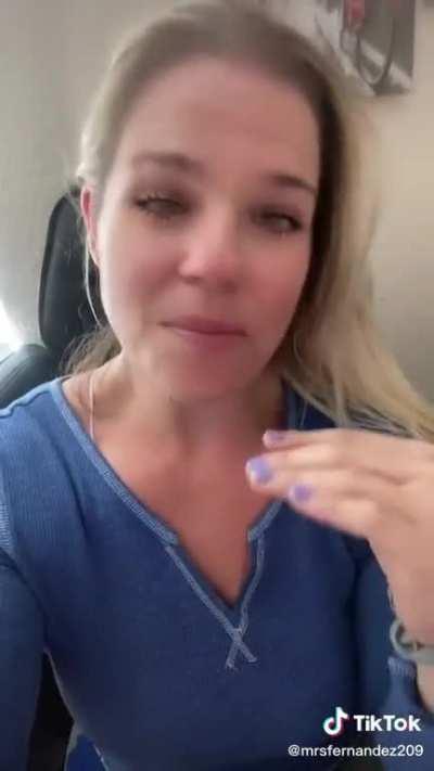 This MAGA guy lost a bet so...