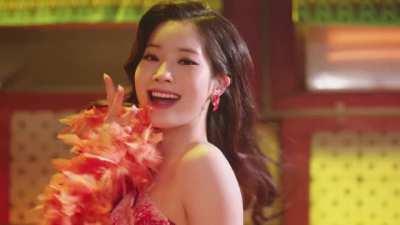 Dahyun - Alcohol-Free M/V