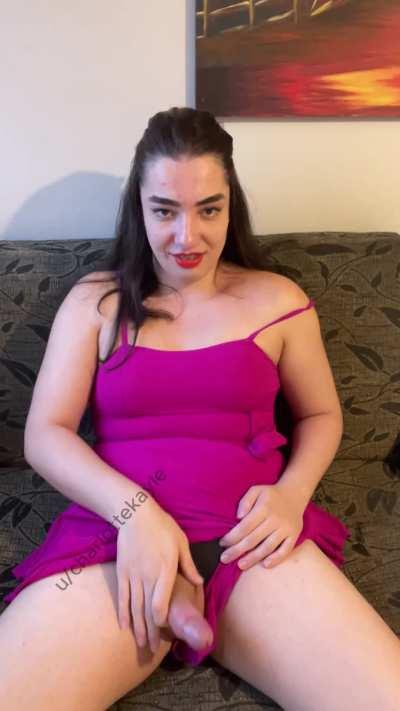 What would you do with this toy of mine? 🍆💦