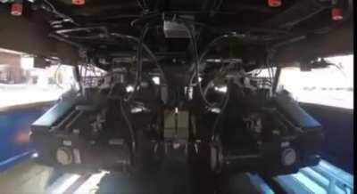 Variable guage train bogie switching from 1,000 mm to 1,435 mm.