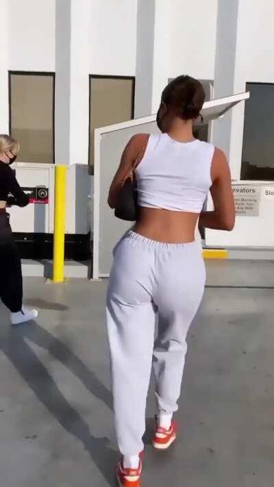 booty in sweatpants