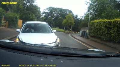 No dear, we drive on the left here in the UK