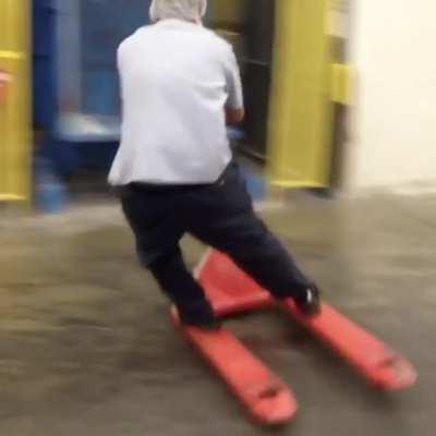 As a former retail worker, I know how dangerous this is. But I also can’t deny how impressive this is.