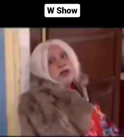 One bhabhi Jo ghar pe hai pisses on 100s of tmkoc