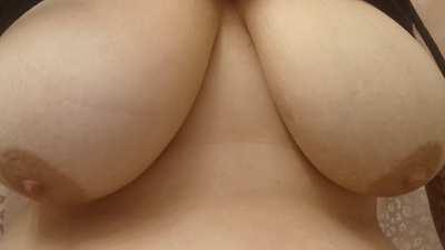 Play with my milkers?