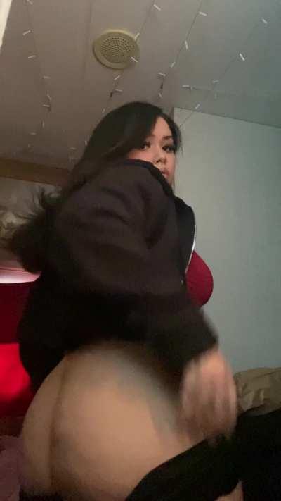 My shorts wont fit cuz of my booty