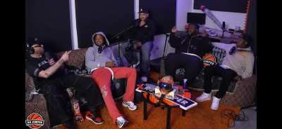 Flakoo was suppose to say what like Lois did in familyguy 🤣🤣🤣