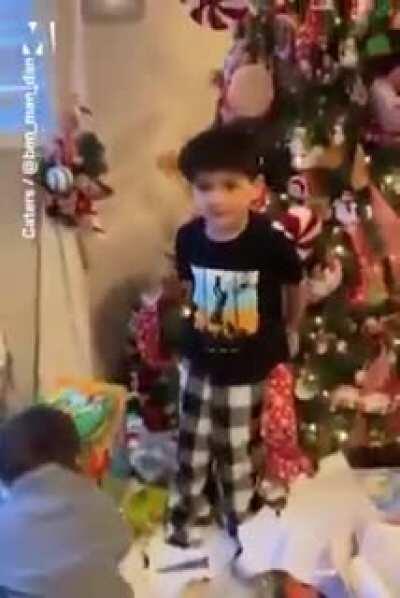 Kid gets a free PS5. Refuses to take it wanting a pc.