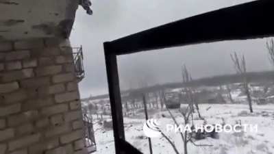 First-person footage shows VDV troops from the 98th Airborne Division rescuing a wounded soldier in Chasiv Yar and shooting down FPV drones